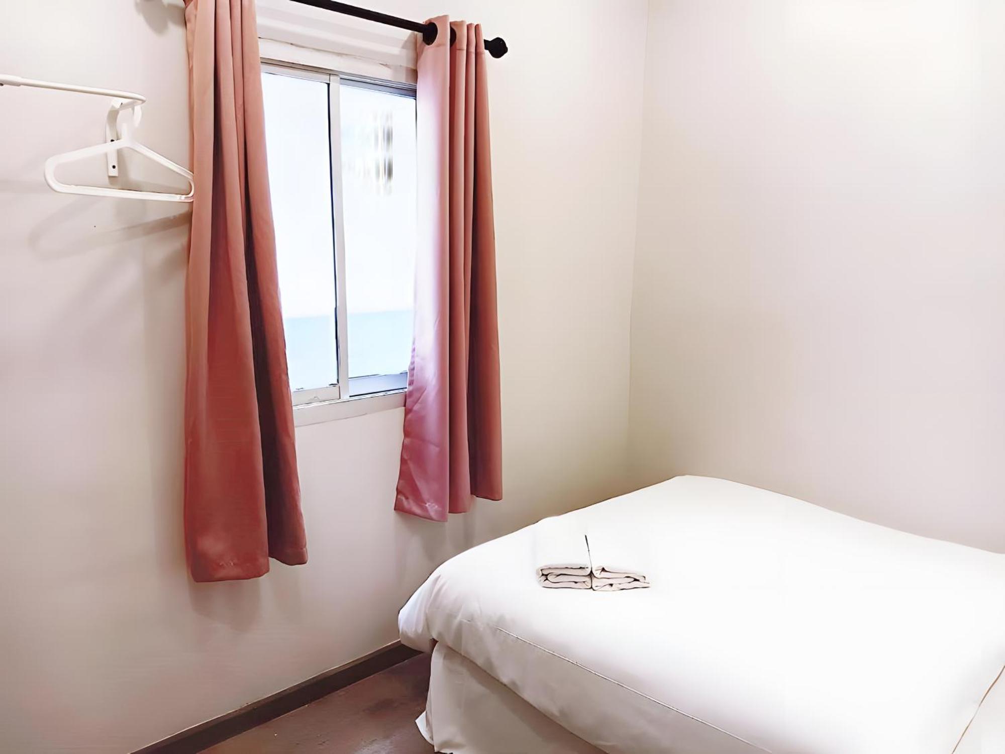 Hidden Dragon V Yaowarat Road Apartment Bangkok Ngoại thất bức ảnh